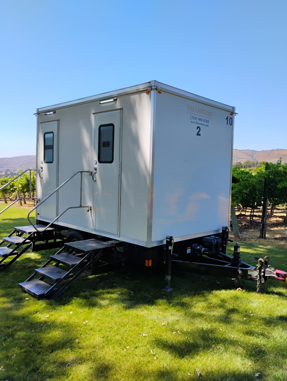 #1 Fresno Luxury Portable Restroom Rentals | The Lavatory Fresno